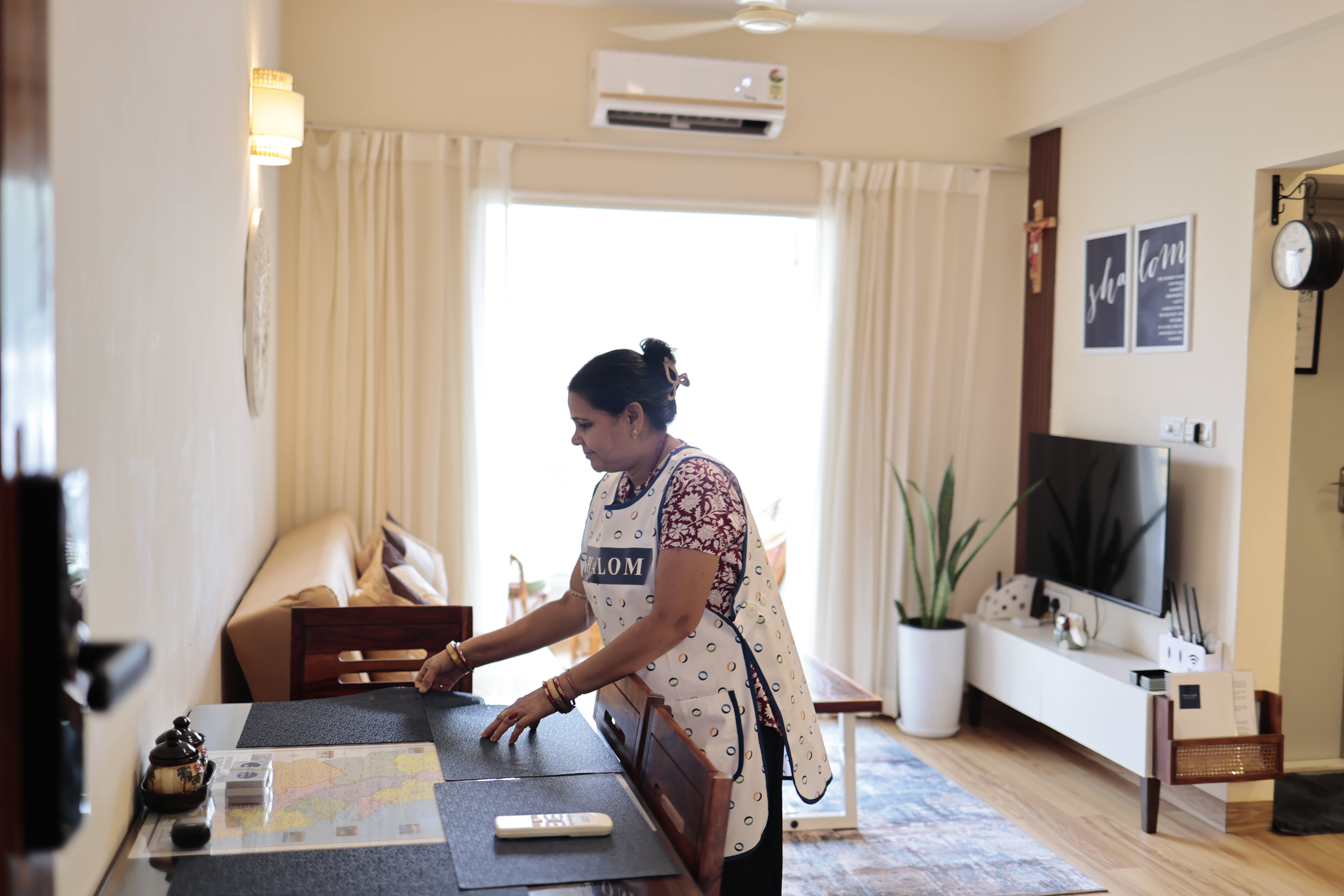 Dining Table Setup & Housekeeping Care